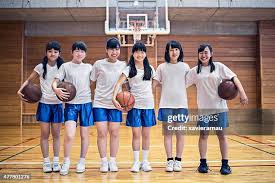 依然保持了